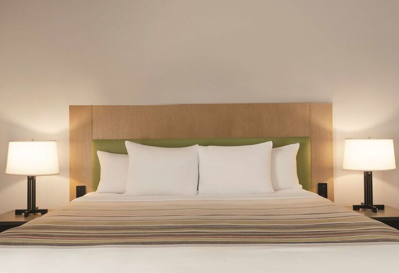 هتل Country Inn & Suites By Radisson Raleighdurham Airport Nc