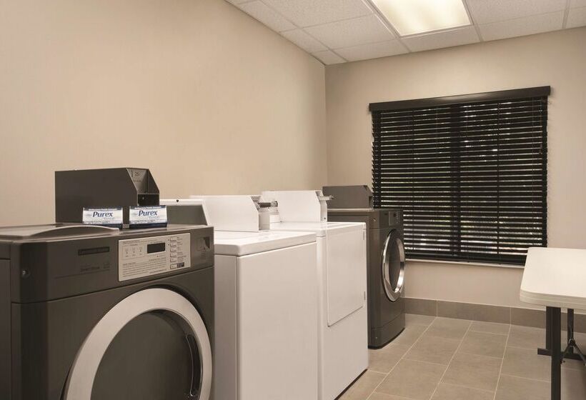 هتل Country Inn & Suites By Radisson Raleighdurham Airport Nc