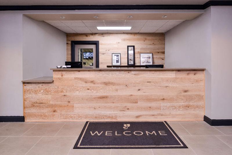 هتل Country Inn & Suites By Radisson Raleighdurham Airport Nc