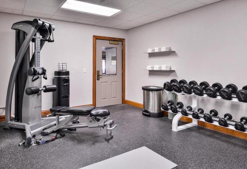 هتل Country Inn & Suites By Radisson Raleighdurham Airport Nc