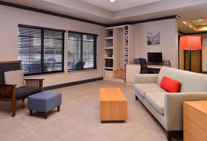 هتل Country Inn & Suites By Radisson Raleighdurham Airport Nc