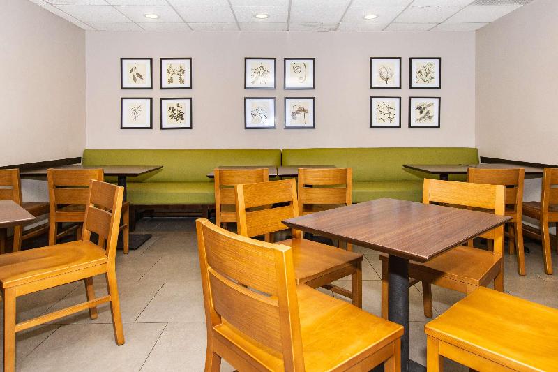 בית מלון כפרי Country Inn & Suites By Radisson, Rapid City, Sd