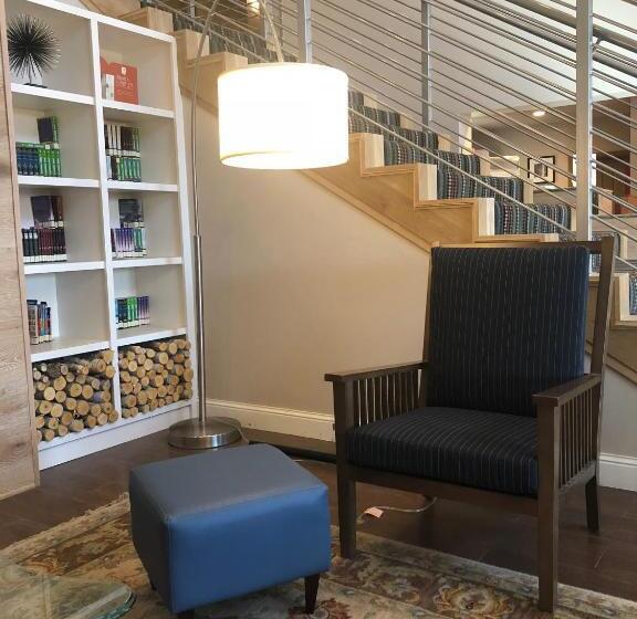 בית מלון כפרי Country Inn & Suites By Radisson, Rapid City, Sd