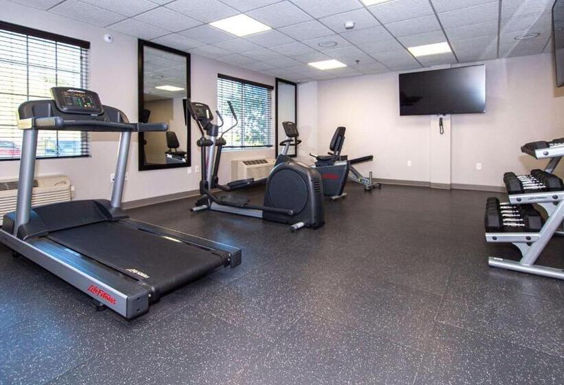 هتل Country Inn & Suites By Radisson, Rapid City, Sd