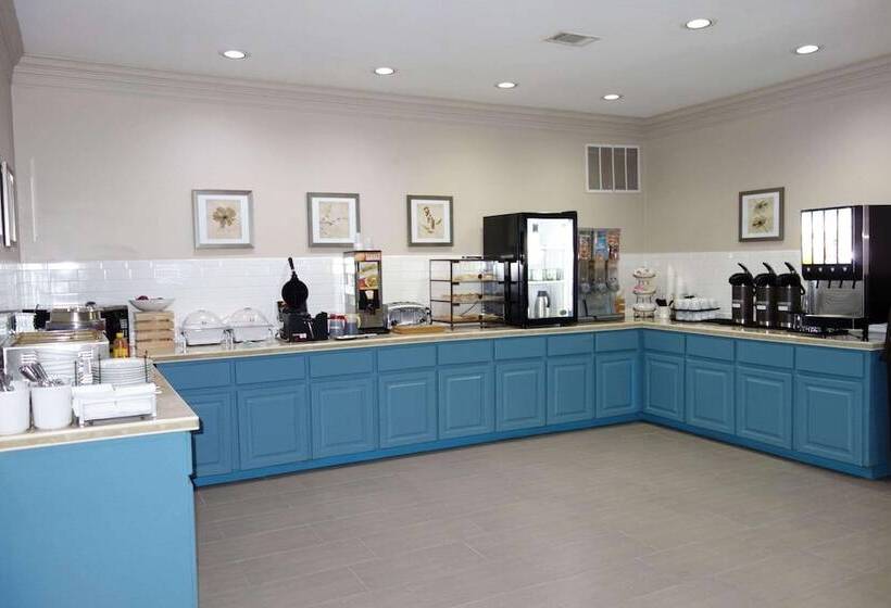 Отель Country Inn & Suites By Radisson, Round Rock, Tx