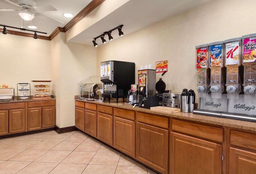 فندق Country Inn & Suites By Radisson, Savannah I 95 North, Ga