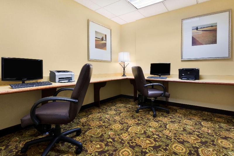 فندق Country Inn & Suites By Radisson, Stone Mountain, Ga