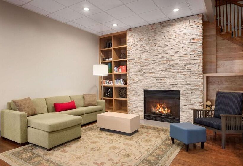 فندق Summerville Park Inn