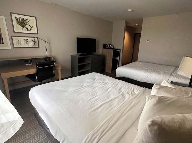 فندق Summerville Park Inn