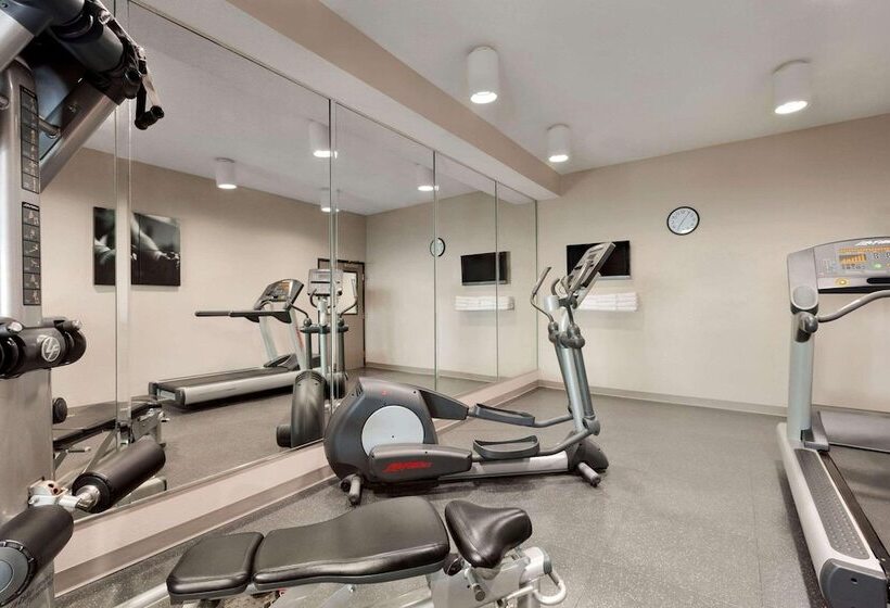 酒店 Country Inn & Suites By Radisson, Warner Robins, Ga