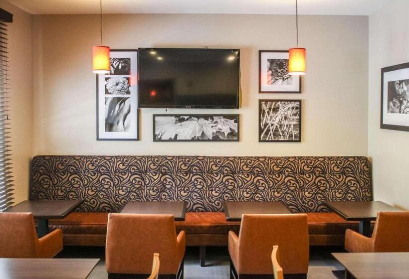 Отель Country Inn & Suites By Radisson, Washington Dulles International Airport, Va