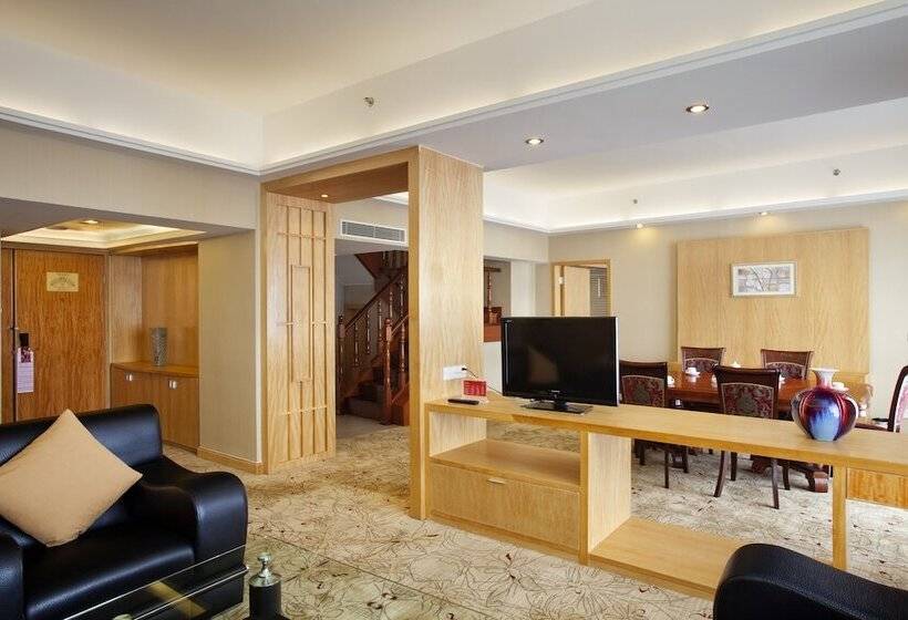 בית מלון כפרי Crowne Plaza Zhanjiang, An Ihg