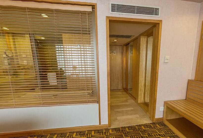 בית מלון כפרי Crowne Plaza Zhanjiang, An Ihg