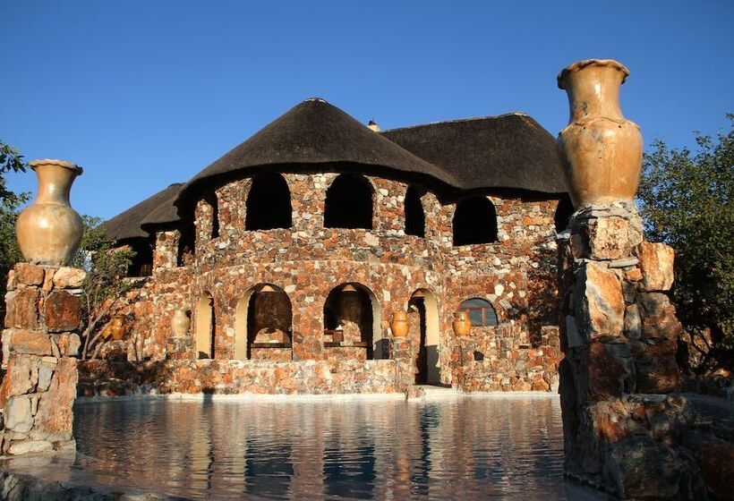 Отель Eagle Tented Lodge & Spa Etosha