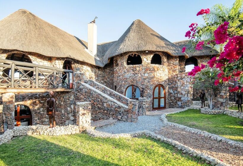 Отель Eagle Tented Lodge & Spa Etosha