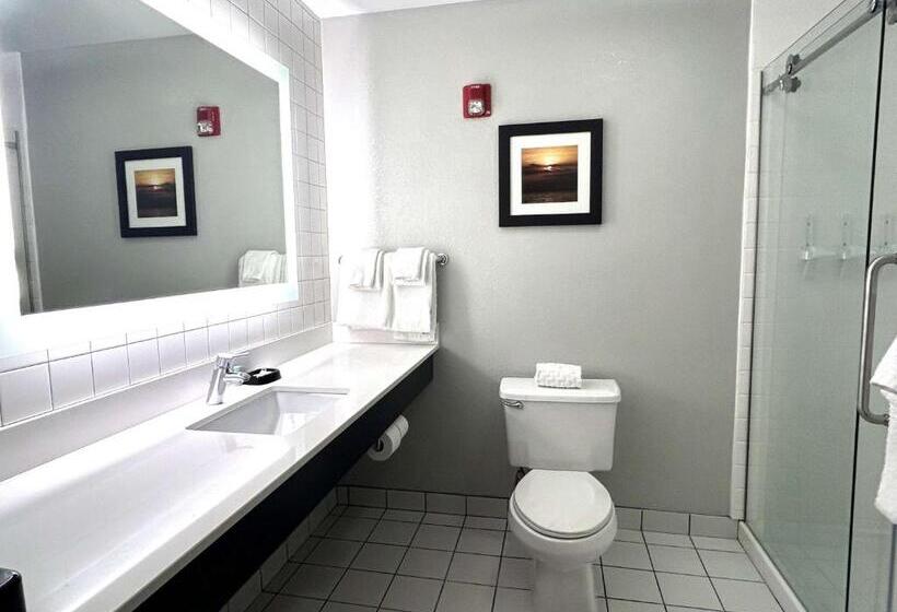 فندق Best Western Erie Inn & Suites