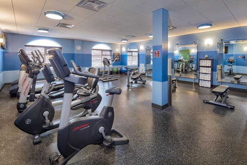 호텔 Four Points By Sheraton Louisville Airport