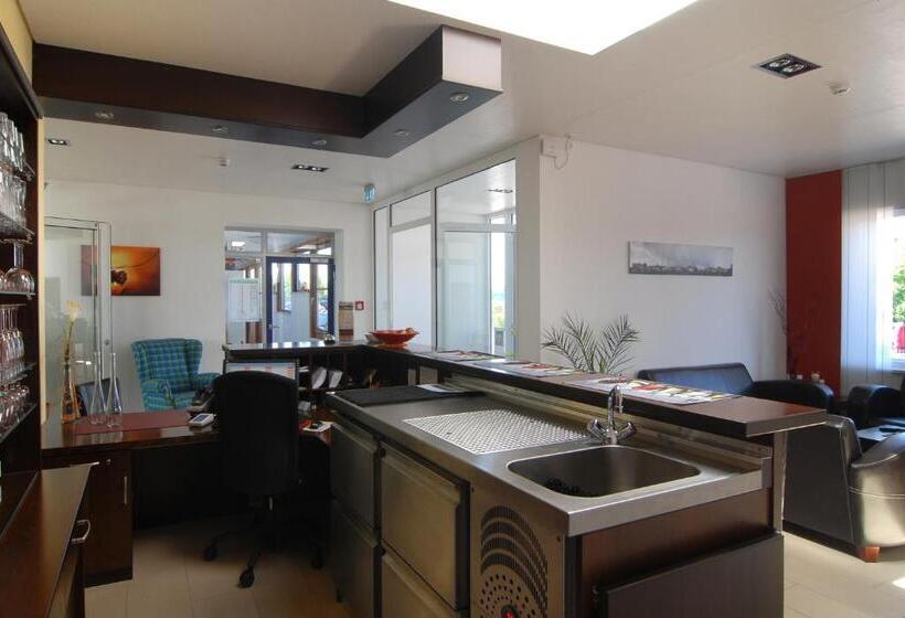 ホテル Frankenhöhe