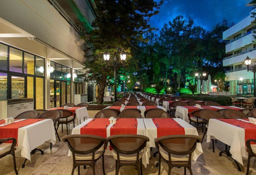 هتل Fun & Sun Family Club Saphire