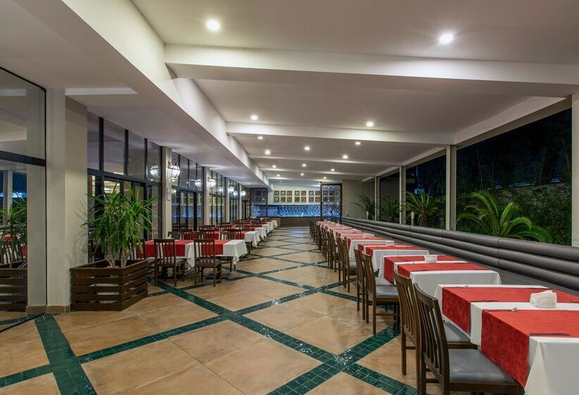 酒店 Fun & Sun Family Club Saphire