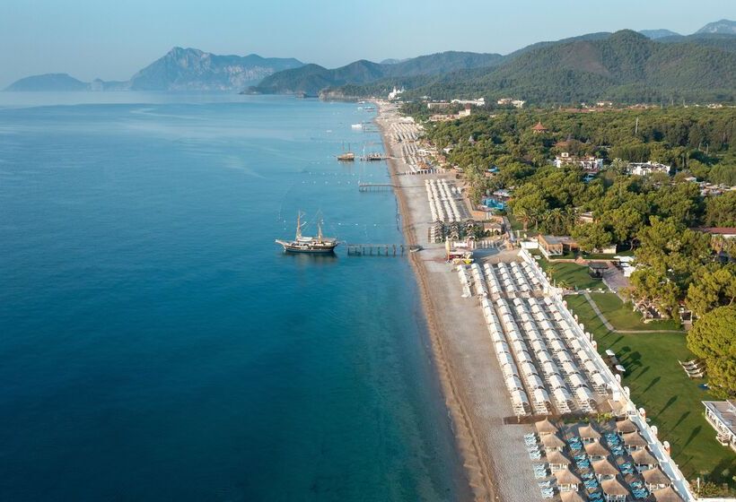 هتل Fun & Sun Family Club Saphire