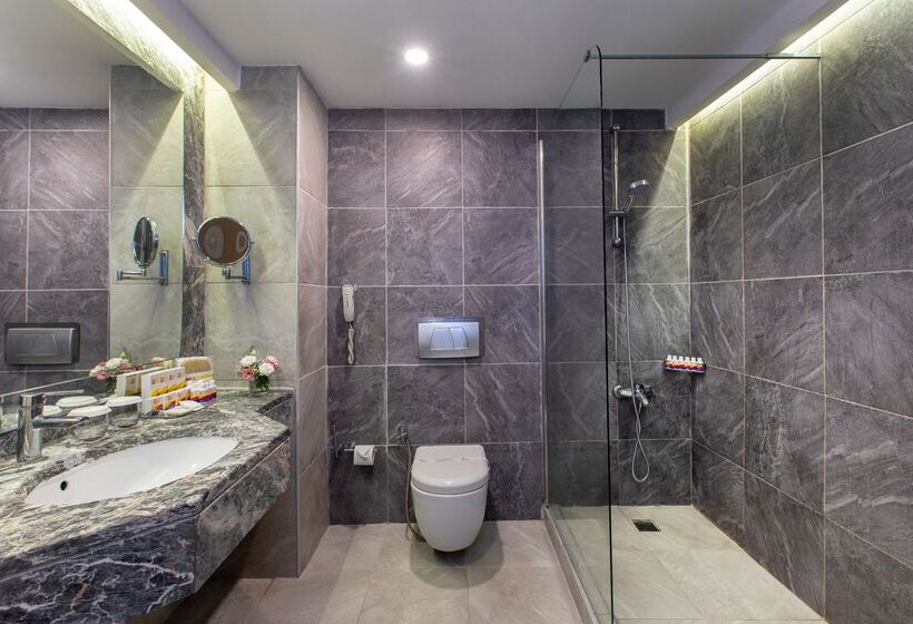 هتل Fun & Sun Family Club Saphire