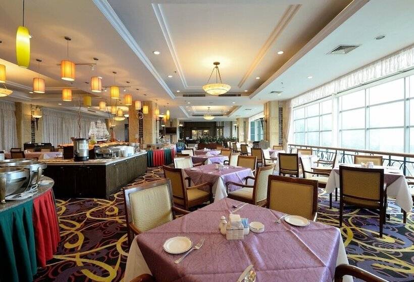 Gladden Hotel Shilong