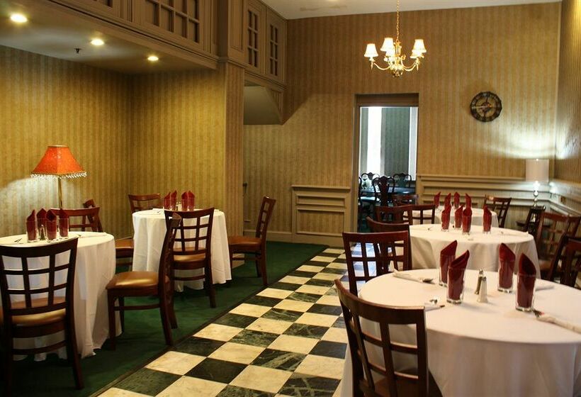 Отель Grand Royale Clarion Collection