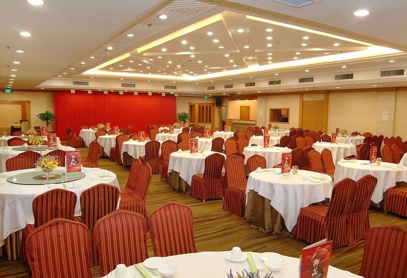 Guangdong Hotel Free Shuttle & Registration Counter Service During Canton Fair