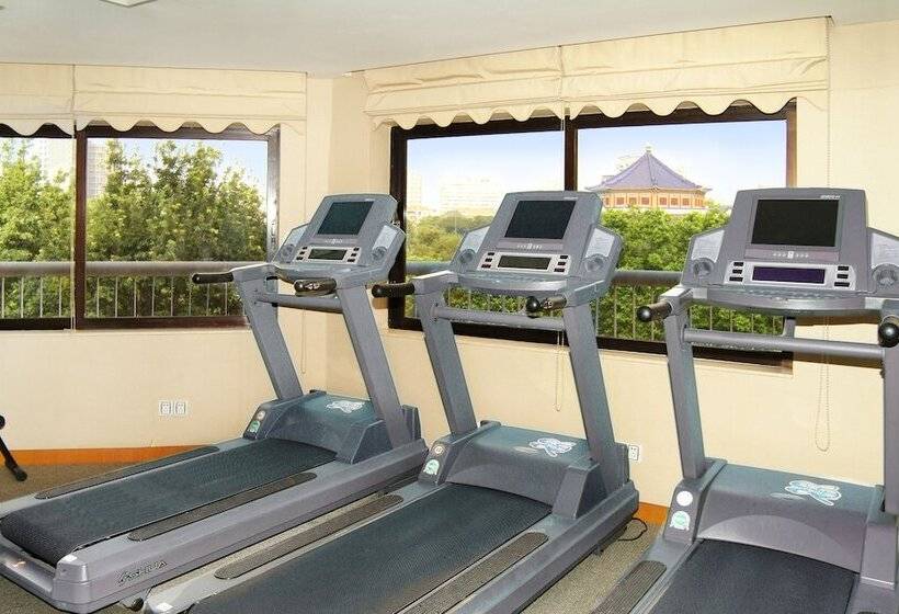 Guangdong Hotel Free Shuttle & Registration Counter Service During Canton Fair