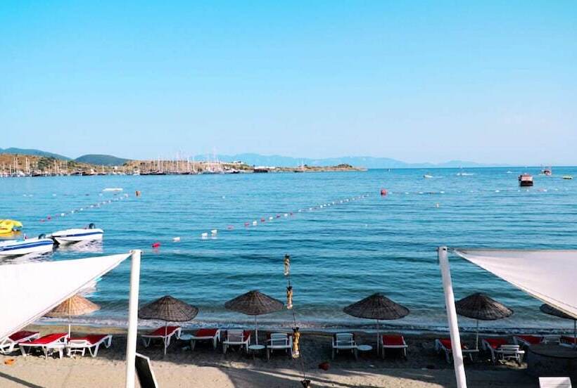 فندق Gumbet Cove