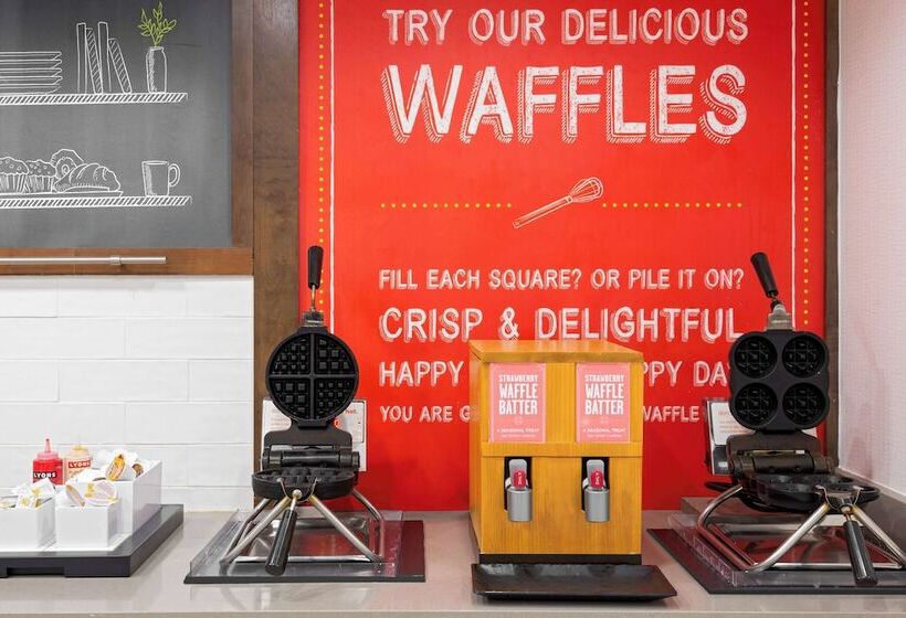 فندق Hampton Inn Charlotteuptown