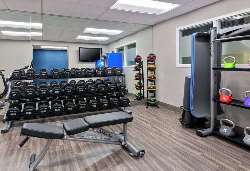 فندق Hampton Inn Charlotteuptown