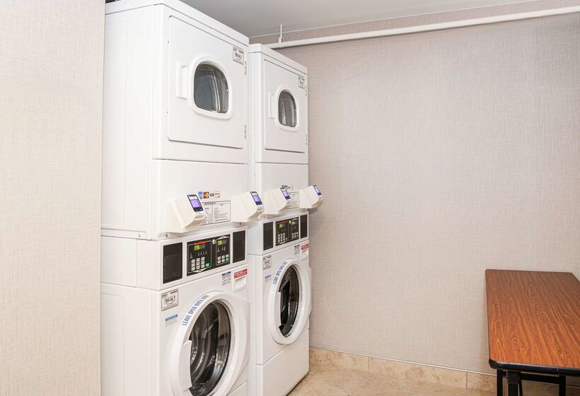 호텔 Hilton Garden Inn Bwi Airport