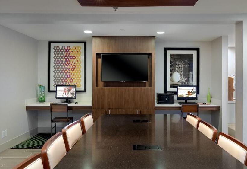 فندق Holiday Inn Express Alpharetta   Roswell, An Ihg