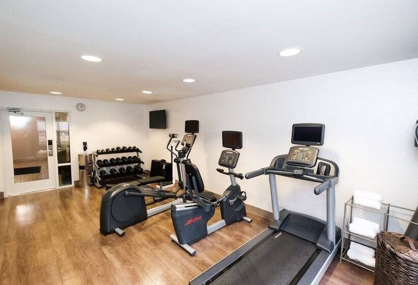 فندق Holiday Inn Express Alpharetta   Roswell, An Ihg