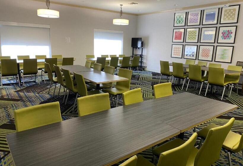 בית מלון כפרי Holiday Inn Express & Suites Indianapolis North   Carmel, An Ihg