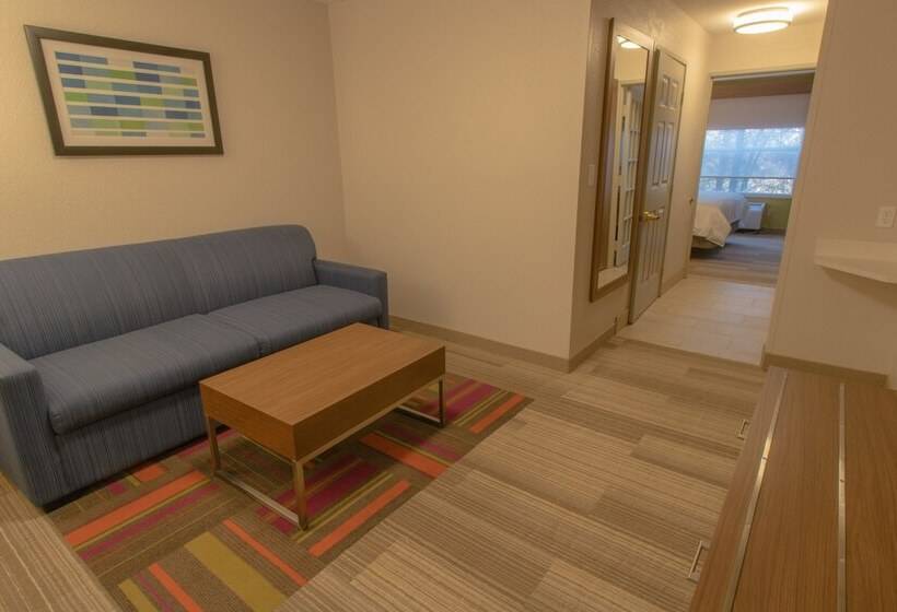 ホテル Holiday Inn Express & Suites Manassas, An Ihg