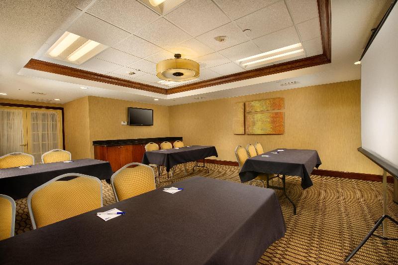 ホテル Holiday Inn Express & Suites Manassas, An Ihg