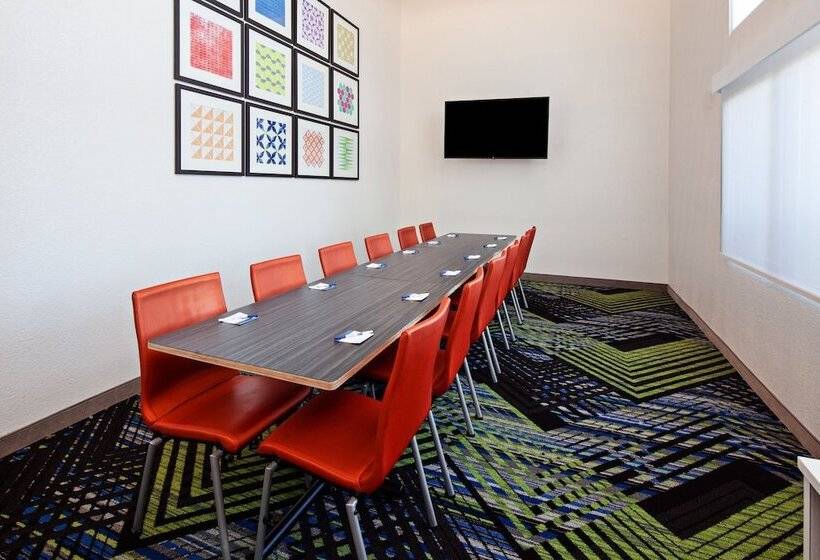 فندق Holiday Inn Express & Suites Rancho Mirage   Palm Spgs Area, An Ihg