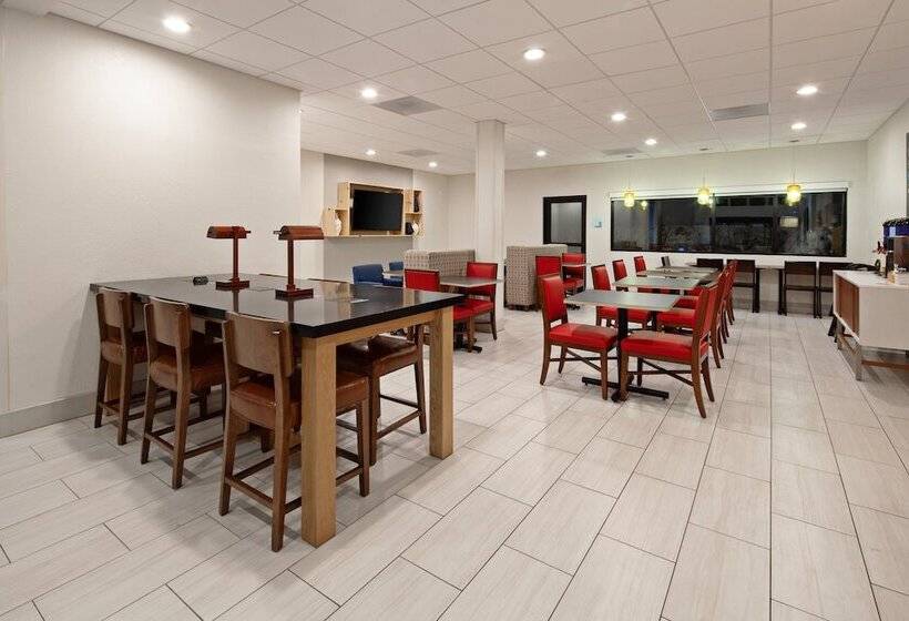 فندق Holiday Inn Express & Suites Rancho Mirage   Palm Spgs Area, An Ihg