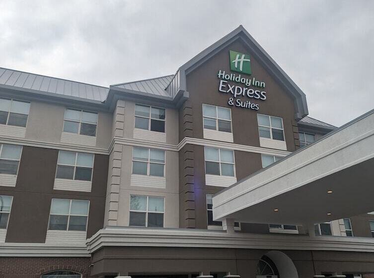 فندق Holiday Inn Express & Suites Salt Lake City N  Bountiful