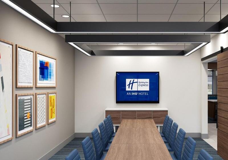 בית מלון כפרי Holiday Inn Express & Suites Salt Lake City N  Bountiful