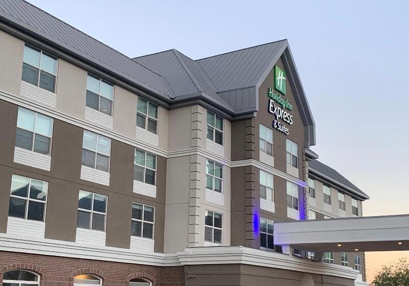 בית מלון כפרי Holiday Inn Express & Suites Salt Lake City N  Bountiful
