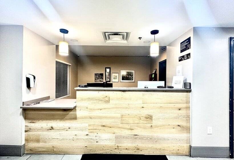 فندق Radiant Inn And Suites