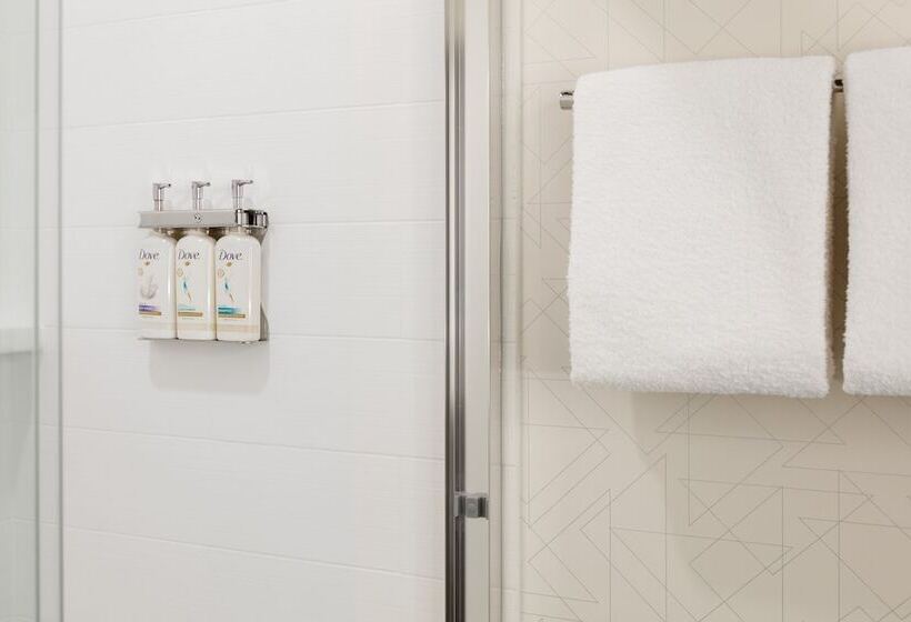 فندق Holiday Inn Express & Suites Port Washington, An Ihg