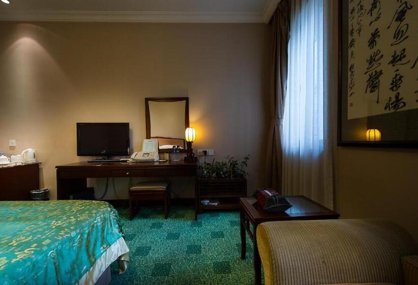 Отель Jade Garden