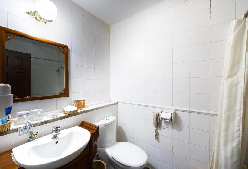 Отель Jade Garden