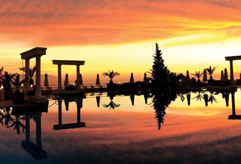 Korumar Hotel Deluxe