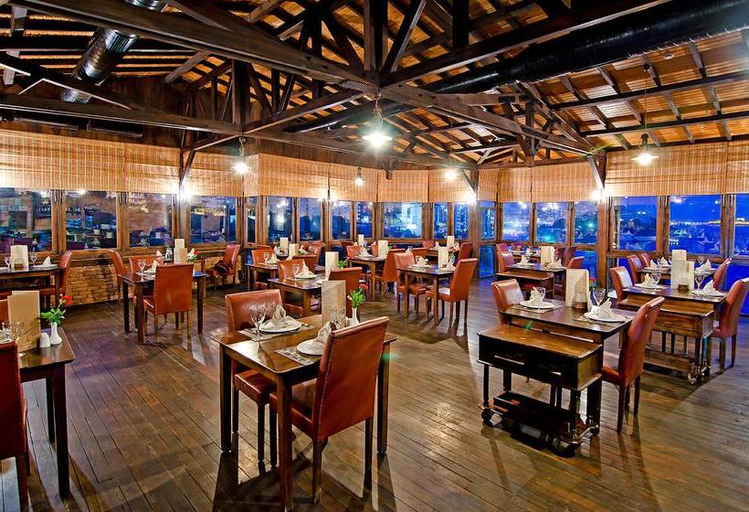 Korumar Hotel Deluxe